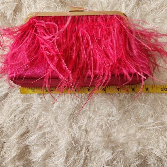 PARTY TIME Fuschia Feather Purse - Picture 10 of 12